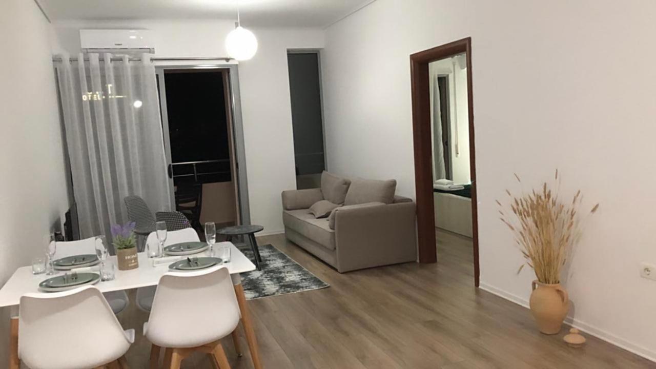 Ionian Apartments วญอเรอ ภายนอก รูปภาพ