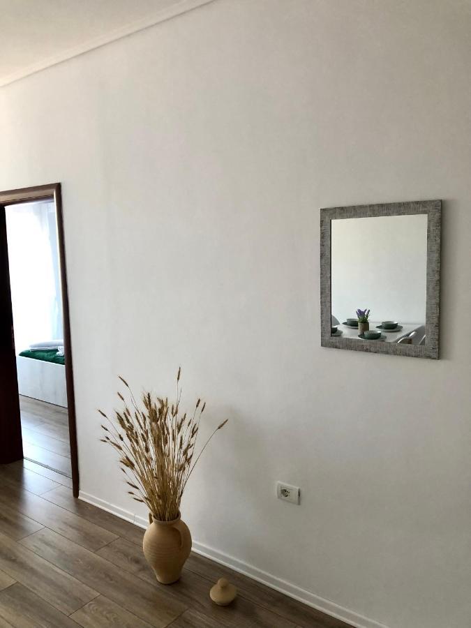 Ionian Apartments วญอเรอ ภายนอก รูปภาพ
